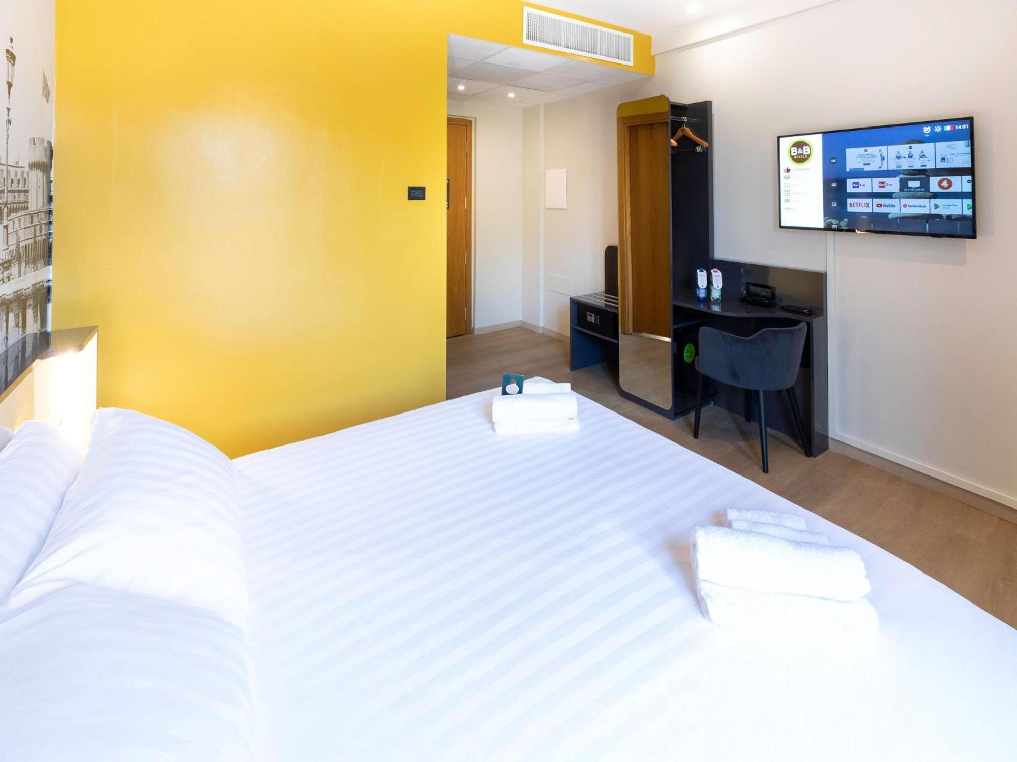 B&B Hotel Roma Tuscolana San Giovanni — Photos 1
